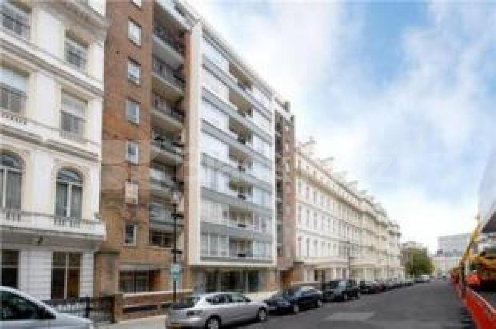 			NEW INSTRUCTION BY HYDE PARK!, 2 Bedroom, 1 bath, 1 reception Flat			 Lancaster, LANCASTER GATE